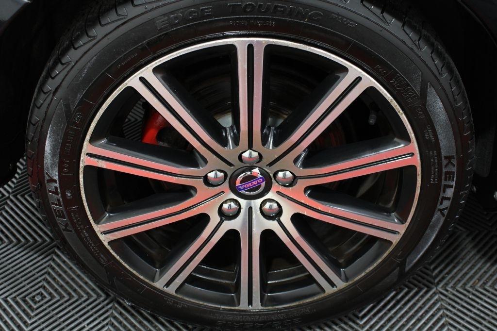 Volvo S60 photo 47