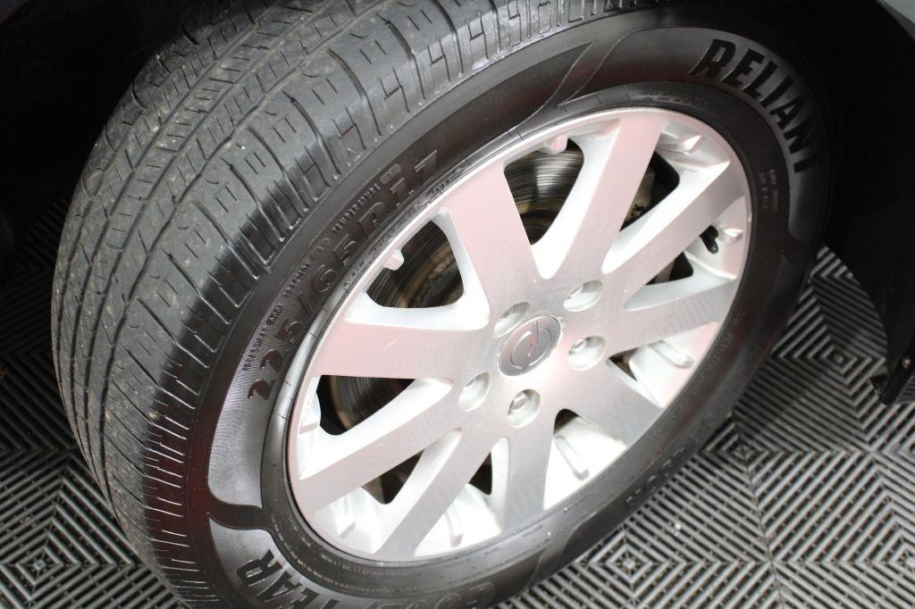 Chrysler Town and Country photo 40
