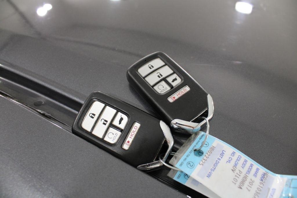 Honda Pilot photo 12