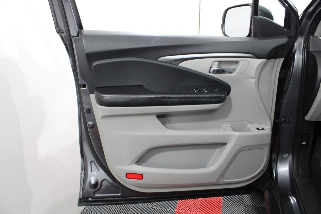 Honda Pilot photo 14