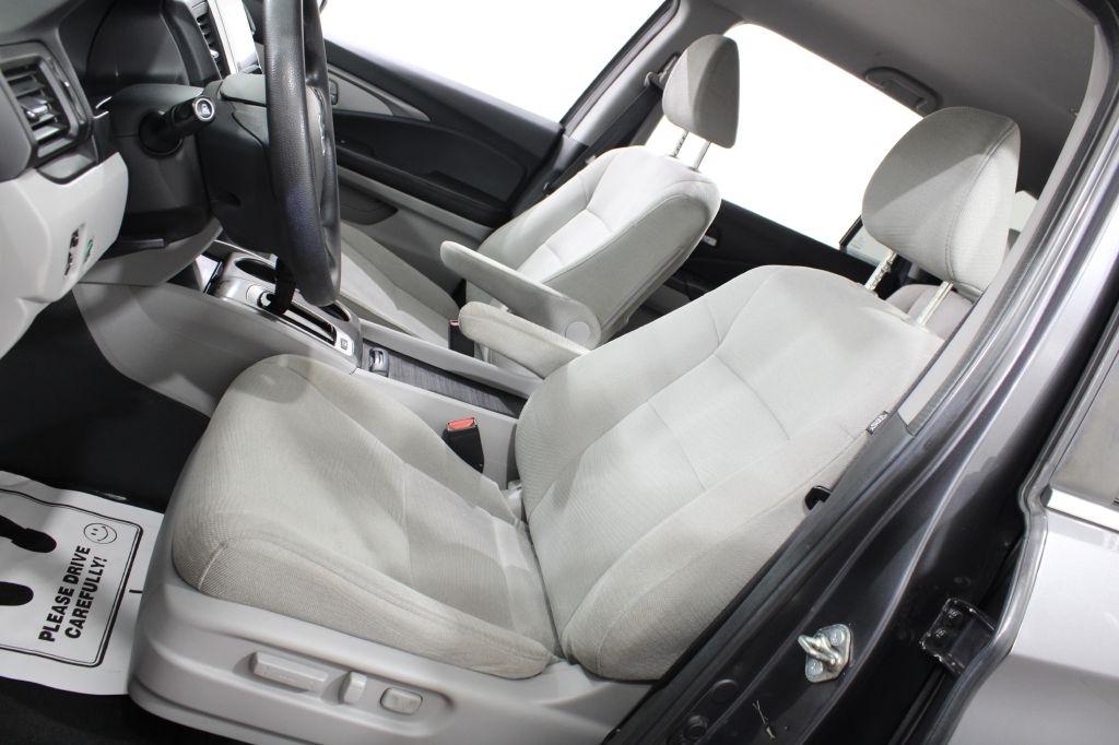 Honda Pilot photo 16