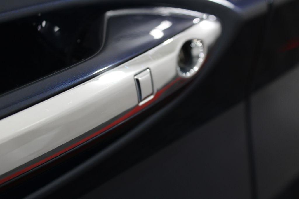 Infiniti QX50 photo 10