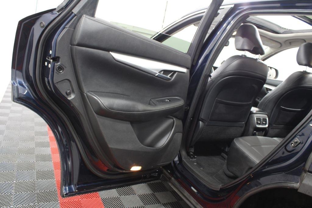 Infiniti QX50 photo 18