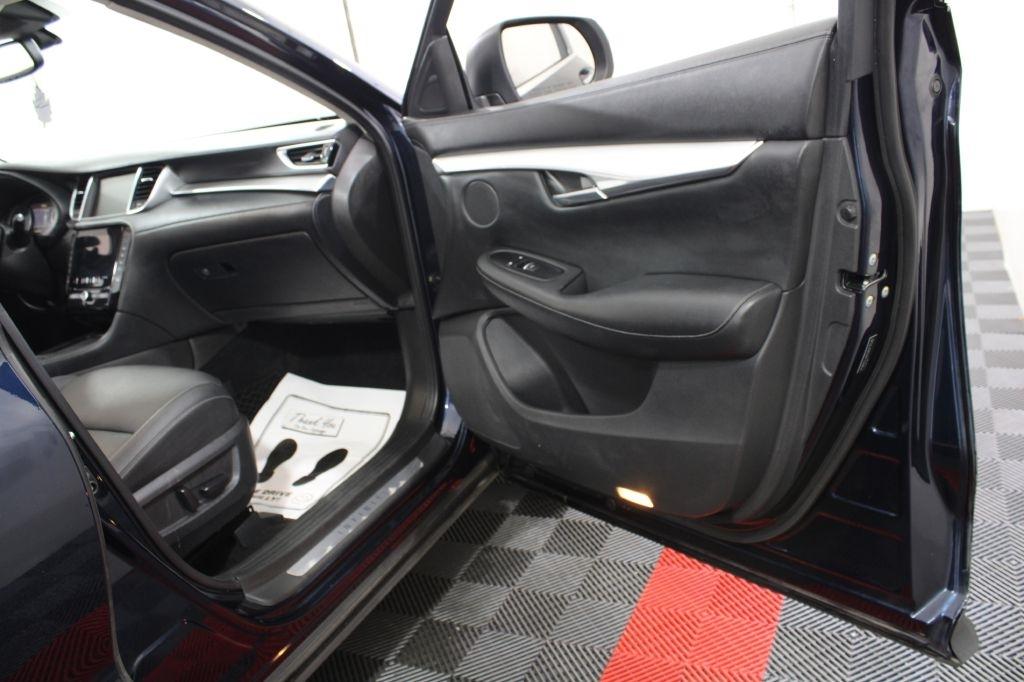 Infiniti QX50 photo 24