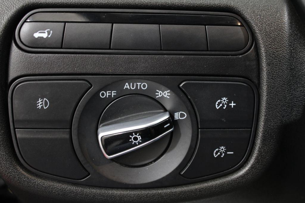 Infiniti QX50 photo 42