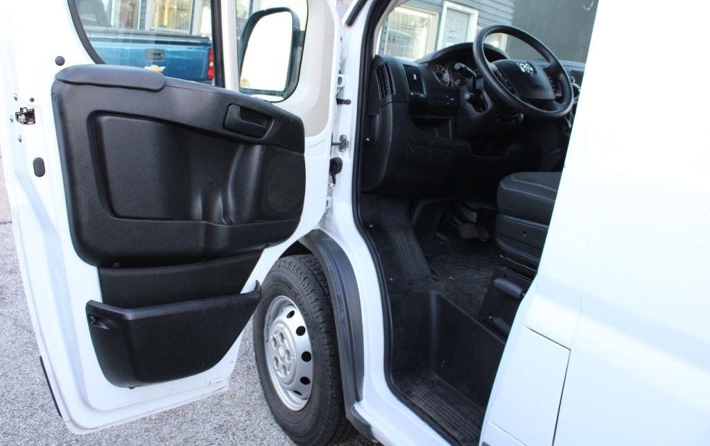 Ram ProMaster 1500 photo 7