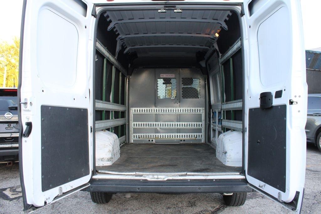 Ram ProMaster 1500 photo 11