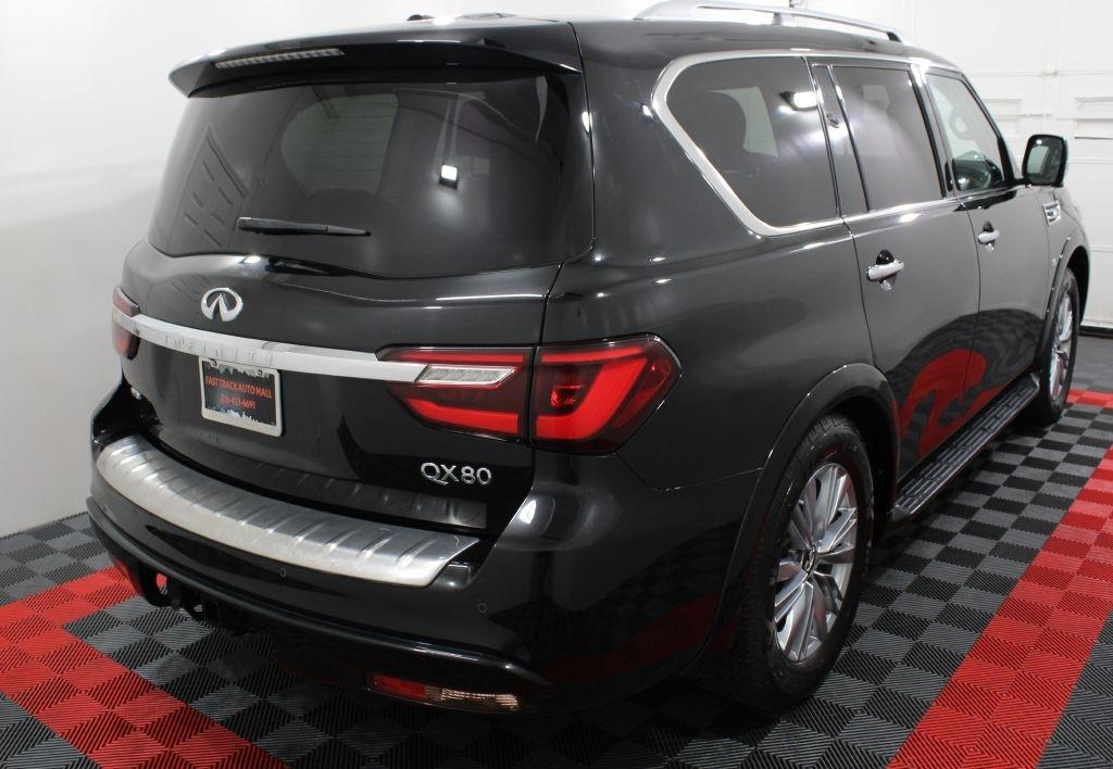 Infiniti QX80 photo 7