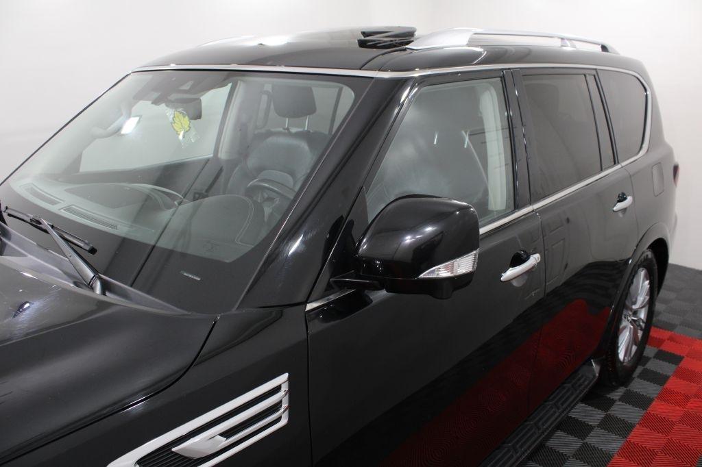 Infiniti QX80 photo 8