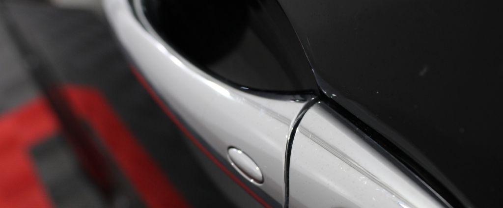 Infiniti QX80 photo 11