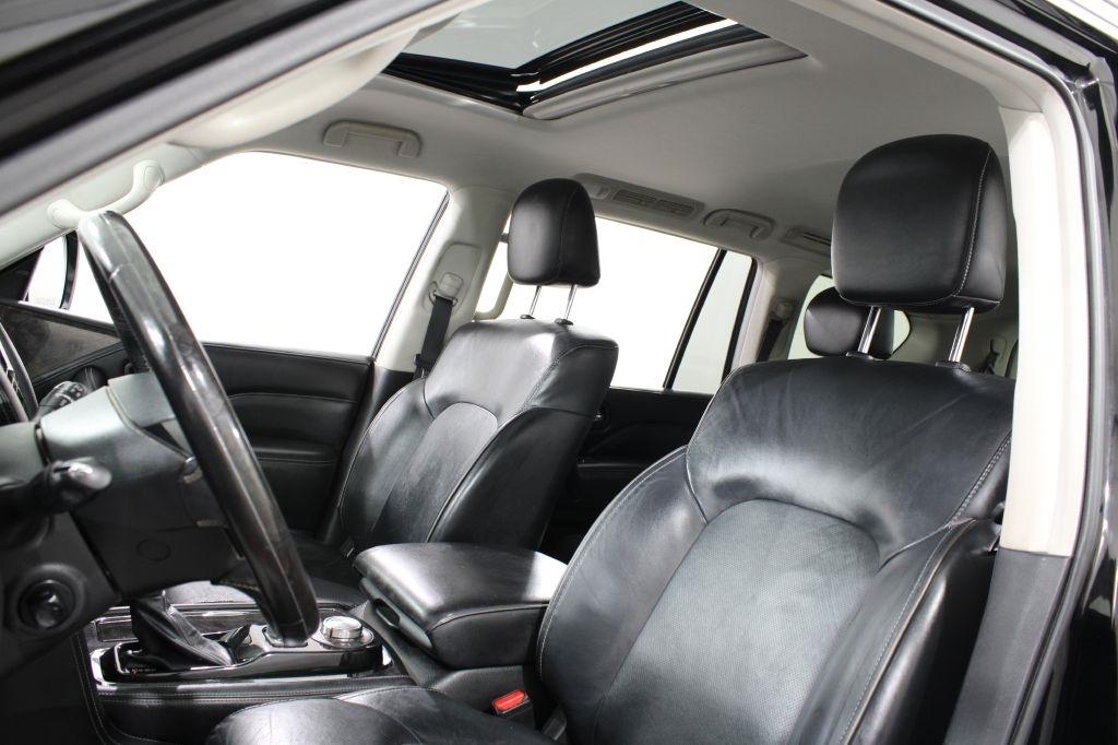 Infiniti QX80 photo 17