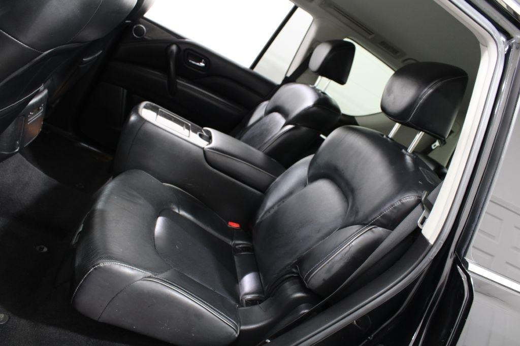Infiniti QX80 photo 19