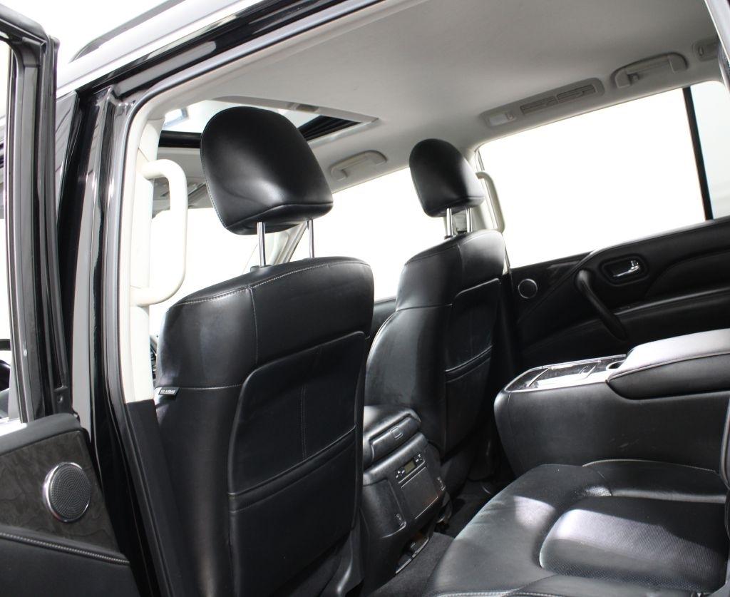 Infiniti QX80 photo 20