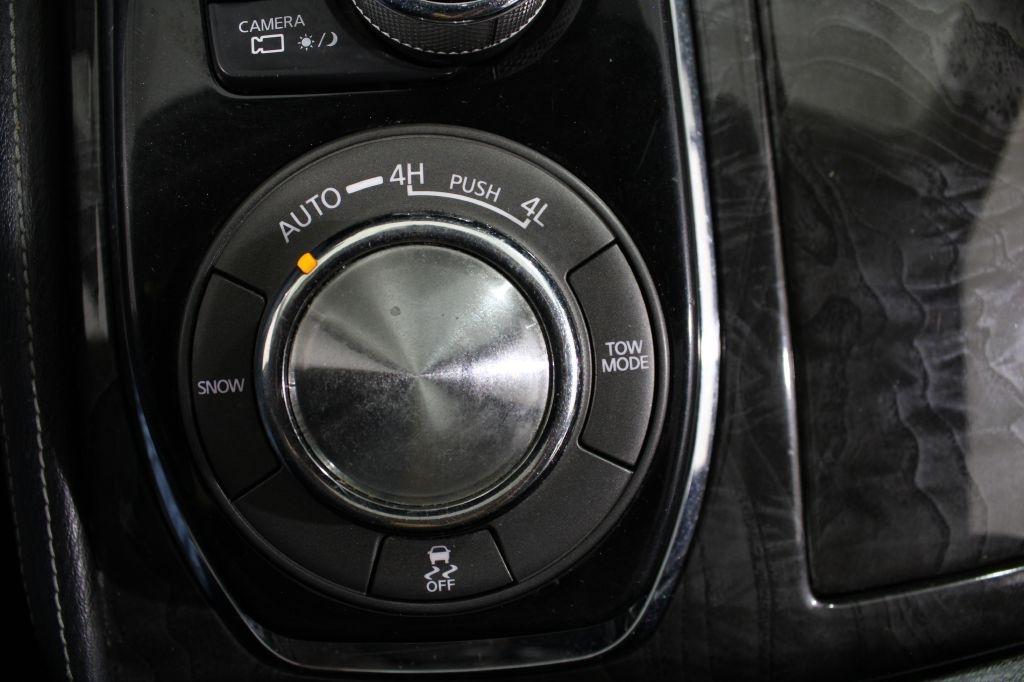 Infiniti QX80 photo 45