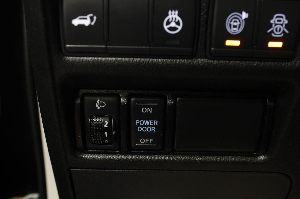 Infiniti QX80 photo 50