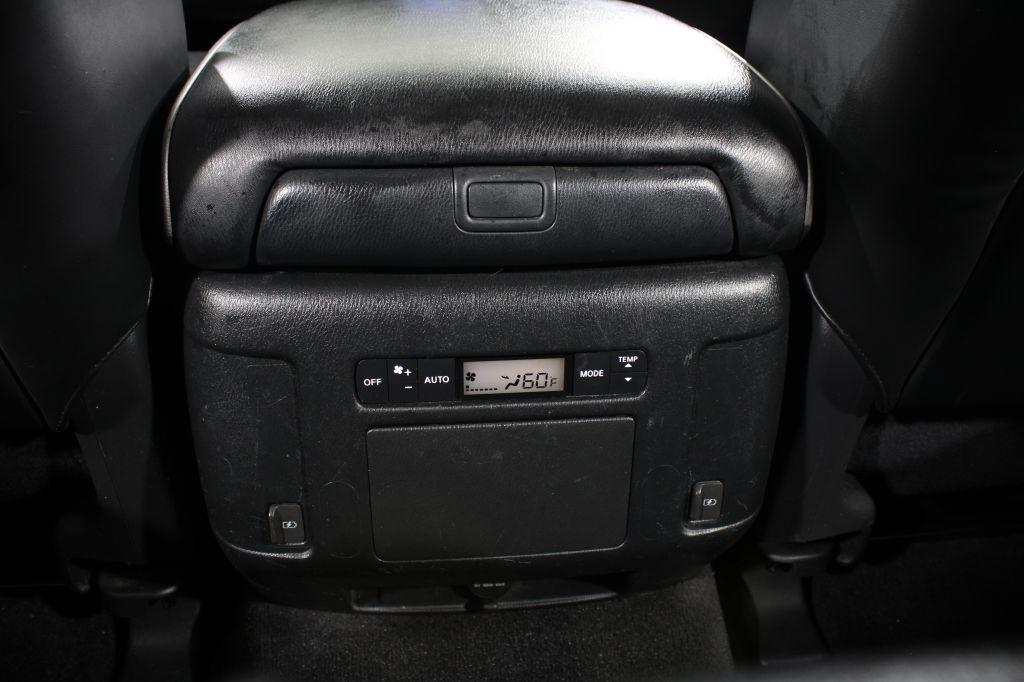 Infiniti QX80 photo 54