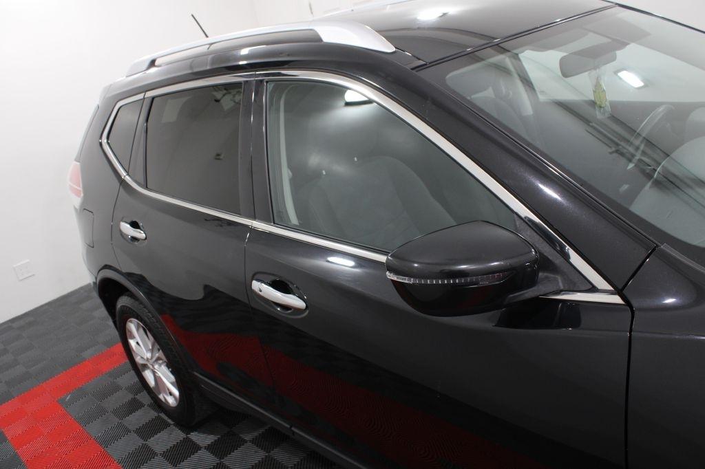 Nissan Rogue photo 6