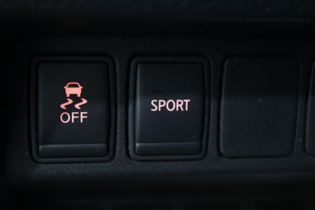 Nissan Rogue photo 23