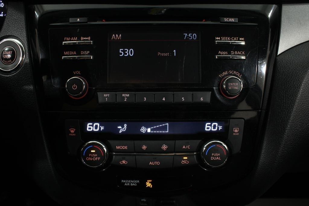 Nissan Rogue photo 27