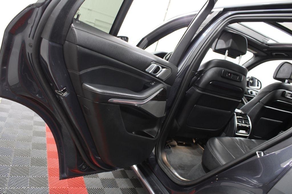 BMW X5 photo 18