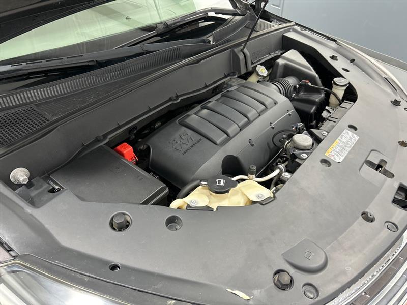 Chevrolet Traverse LTZ FWD 2013 Chevrolet Traverse LTZ FWD 2013