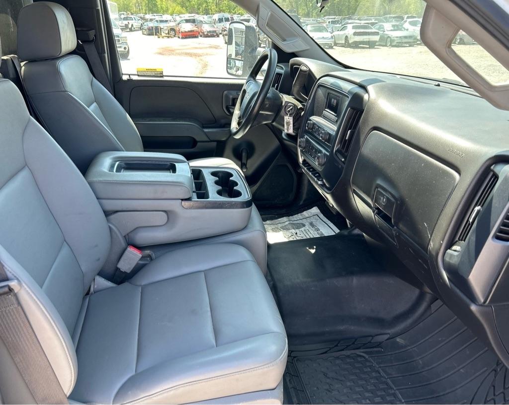 Chevrolet Silverado Medium Duty 2WD Reg Cab Work Truck 2019