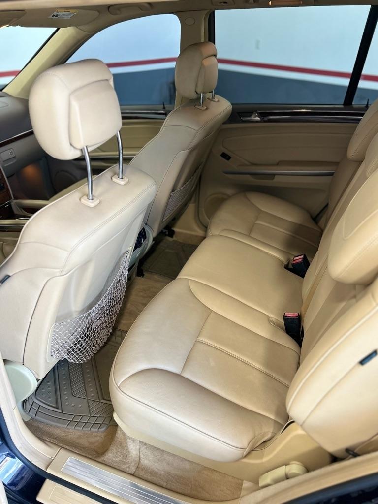 Mercedes-Benz GL-Class 4MATIC 4dr GL 450 2012