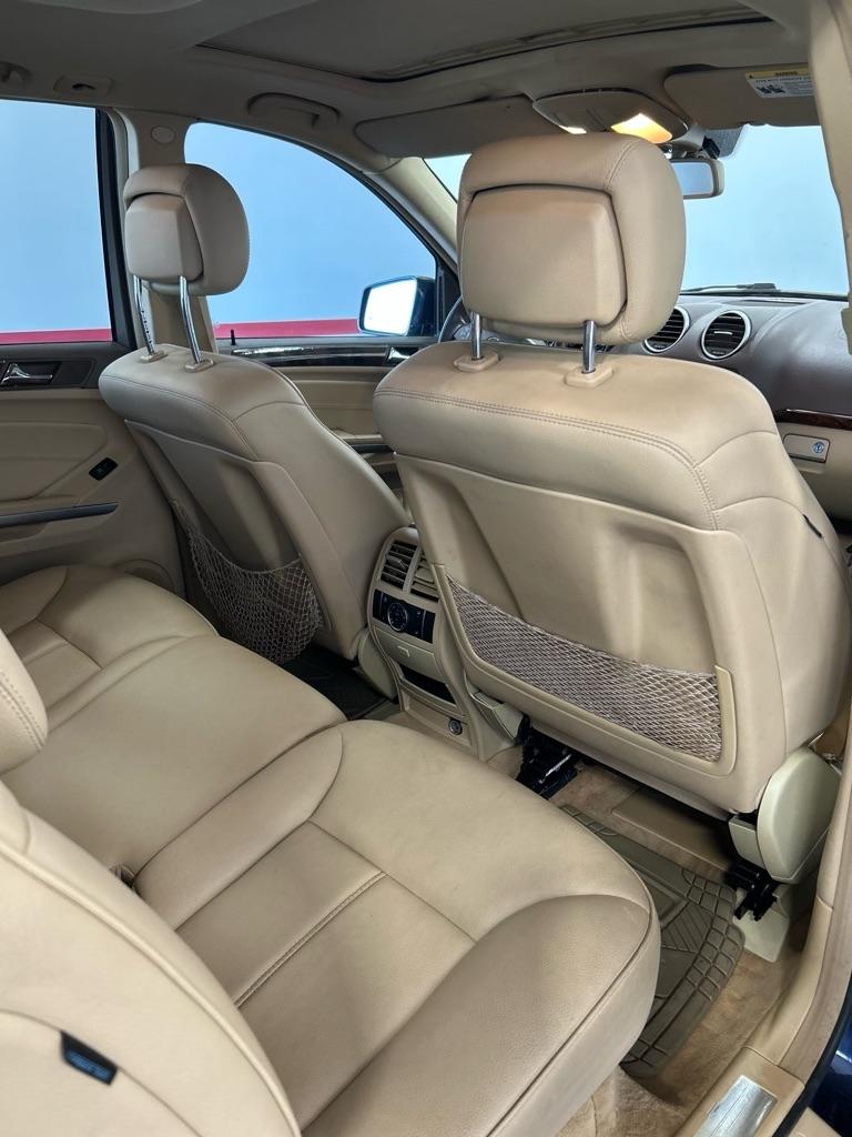 Mercedes-Benz GL-Class 4MATIC 4dr GL 450 2012