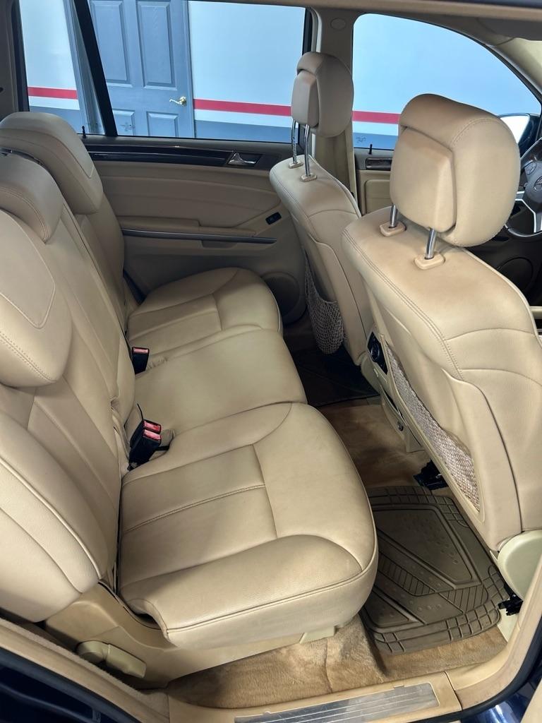 Mercedes-Benz GL-Class 4MATIC 4dr GL 450 2012