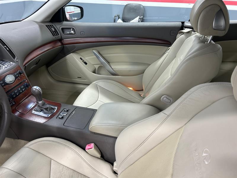 Infiniti G Convertible G37 2009 Infiniti G Convertible G37 2009