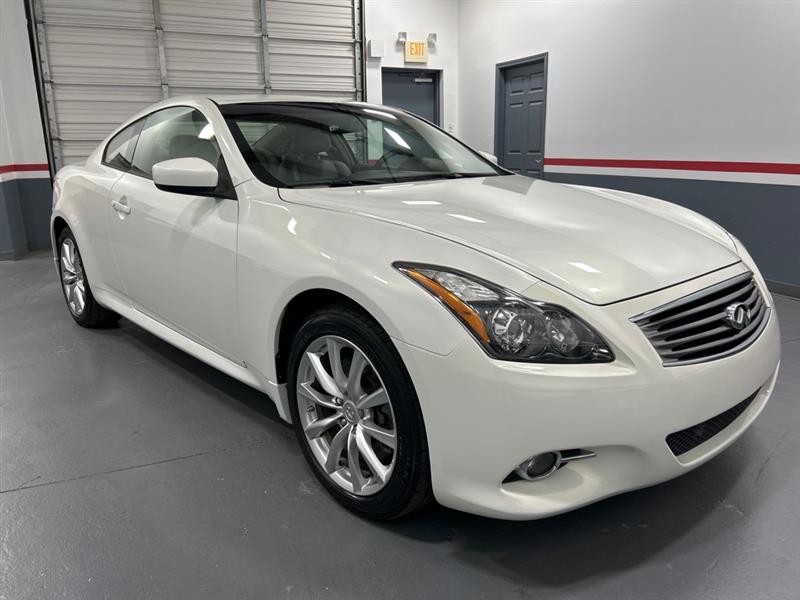 Infiniti G Coupe G37x AWD 2011 Infiniti G Coupe G37x AWD 2011