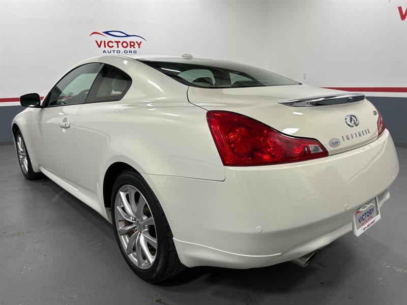 Infiniti G Coupe G37x AWD 2011 Infiniti G Coupe G37x AWD 2011