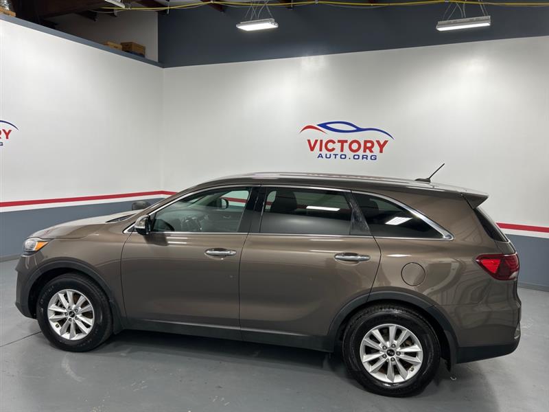 Kia Sorento LX V6 2WD 2019 Kia Sorento LX V6 2WD 2019