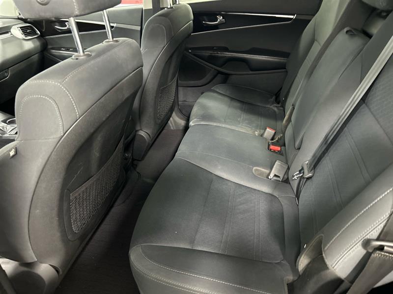 Kia Sorento LX V6 2WD 2019 Kia Sorento LX V6 2WD 2019