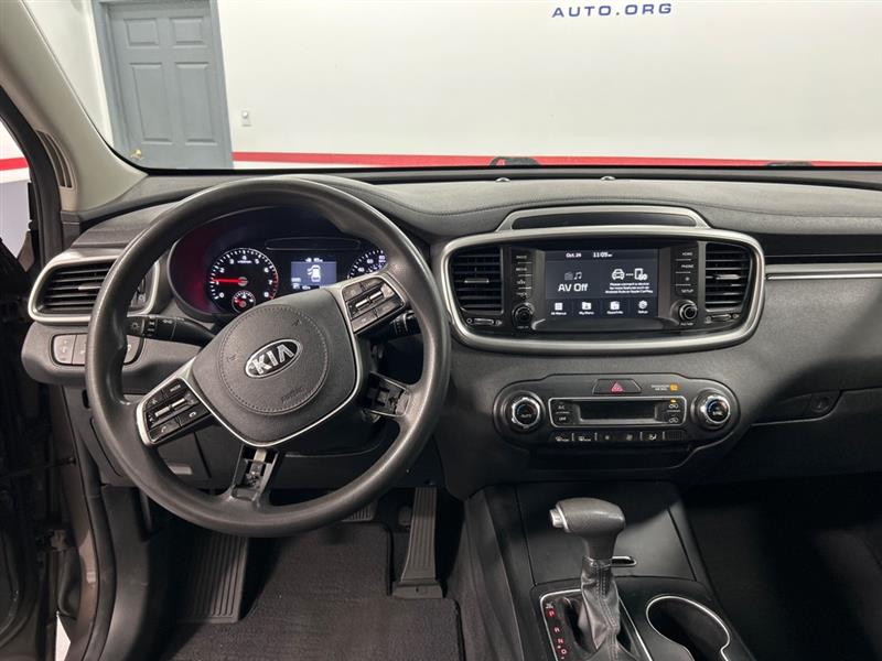 Kia Sorento LX V6 2WD 2019 Kia Sorento LX V6 2WD 2019