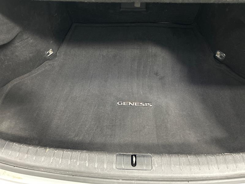 Hyundai Genesis 3.8L 2016 Hyundai Genesis 3.8L 2016