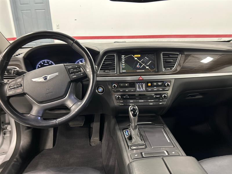 Hyundai Genesis 3.8L 2016 Hyundai Genesis 3.8L 2016