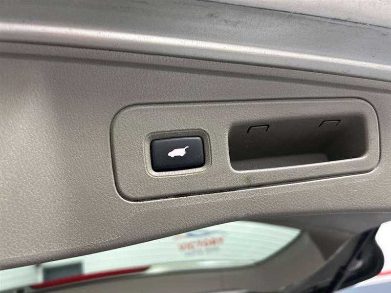 Acura MDX 6-Spd AT w/Tech Package 2012