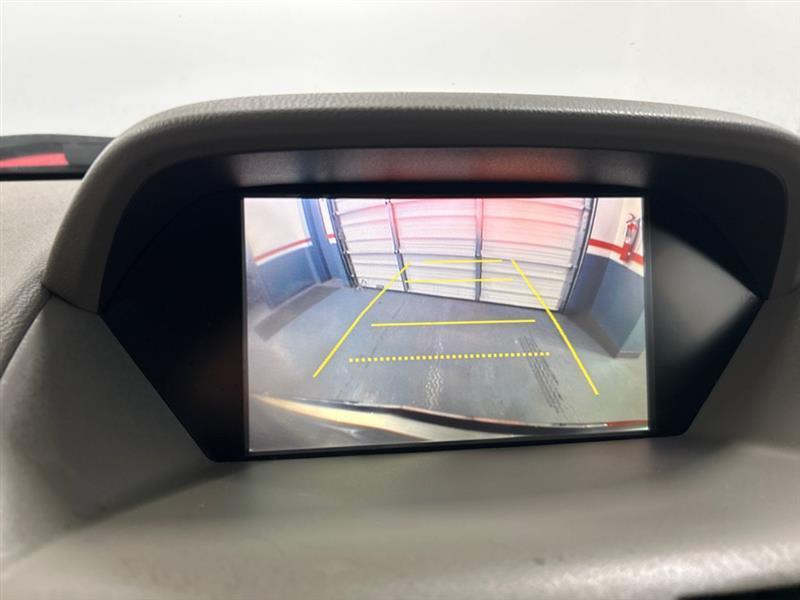 Acura MDX 6-Spd AT w/Tech Package 2012