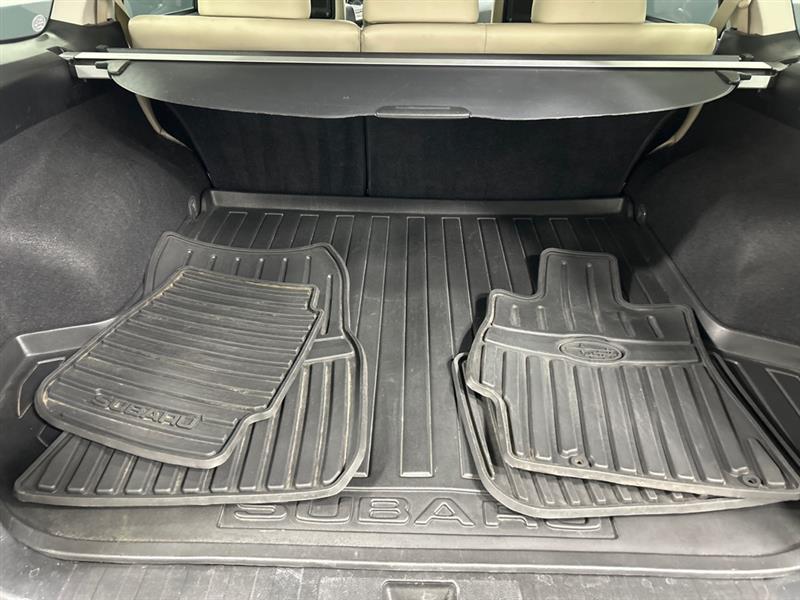 Subaru Outback 3.6R Limited 2012