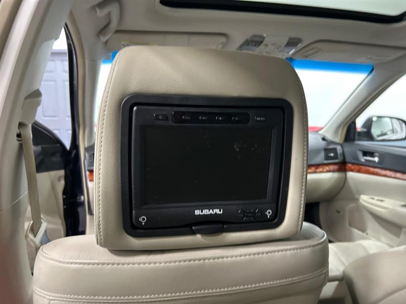 Subaru Outback 3.6R Limited 2012