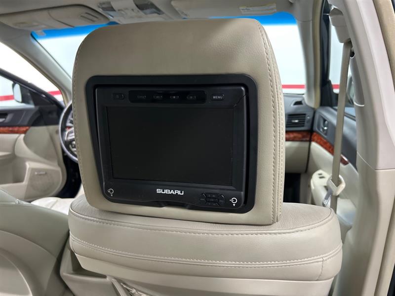 Subaru Outback 3.6R Limited 2012