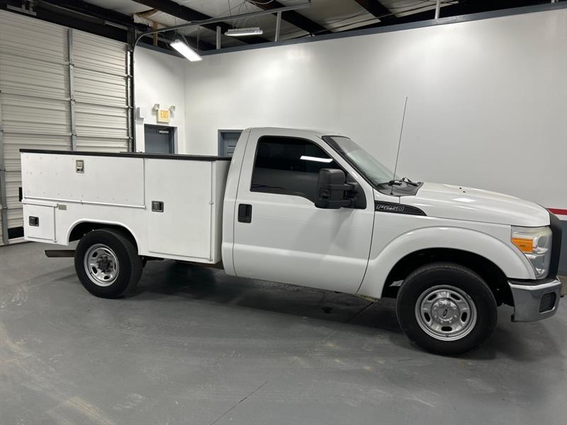 Ford F-250 SD XL 2WD 2011