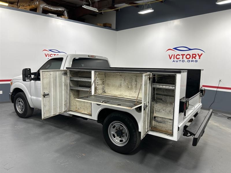 Ford F-250 SD XL 2WD 2011