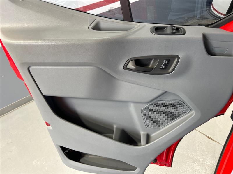 Ford Transit 350 Wagon Med. Roof XL w/Sliding Pass. 148-in. WB 2016