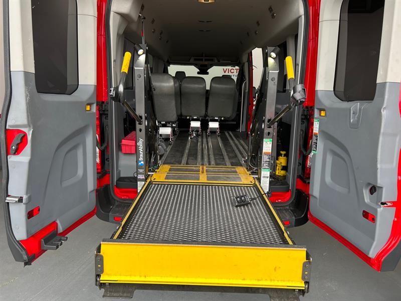 Ford Transit 350 Wagon Med. Roof XL w/Sliding Pass. 148-in. WB 2016