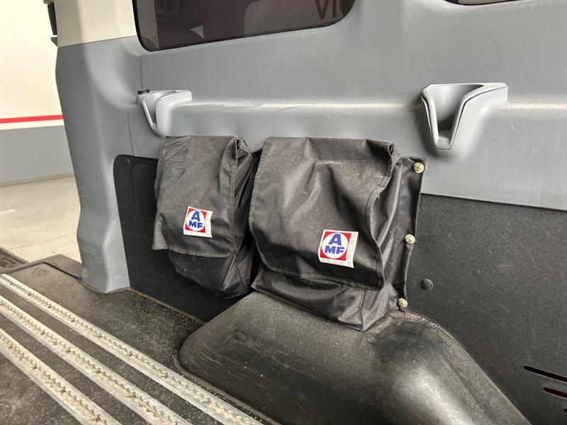 Ford Transit 350 Wagon Med. Roof XL w/Sliding Pass. 148-in. WB 2016