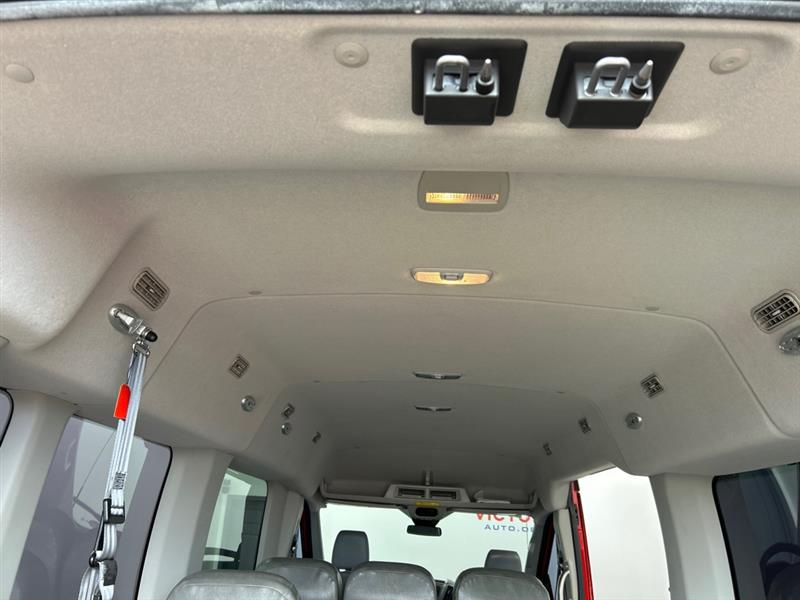 Ford Transit 350 Wagon Med. Roof XL w/Sliding Pass. 148-in. WB 2016