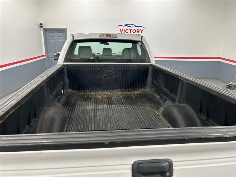 Ford F-150 XL 8-ft. Bed 2WD 2011