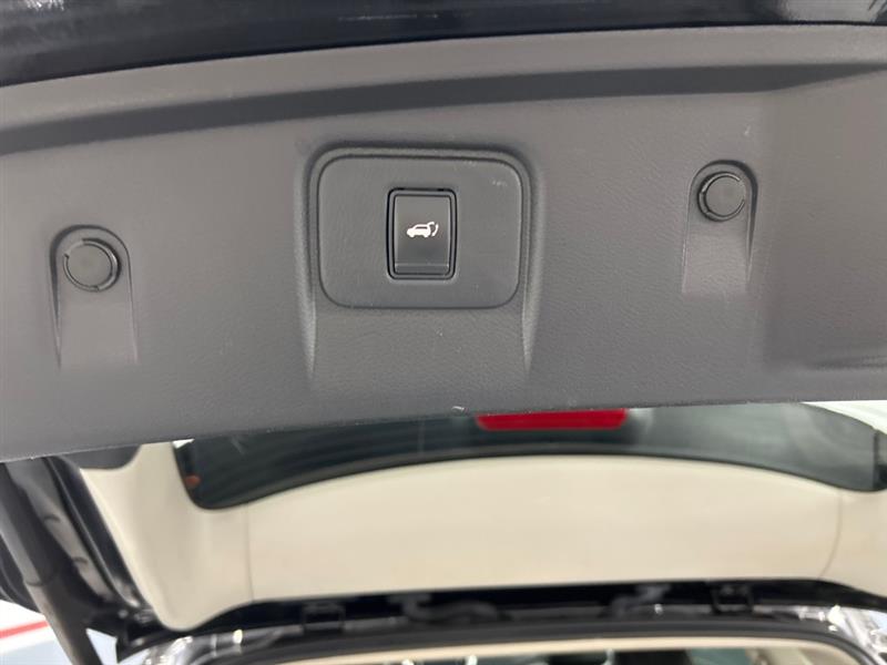 Nissan Murano S 2015